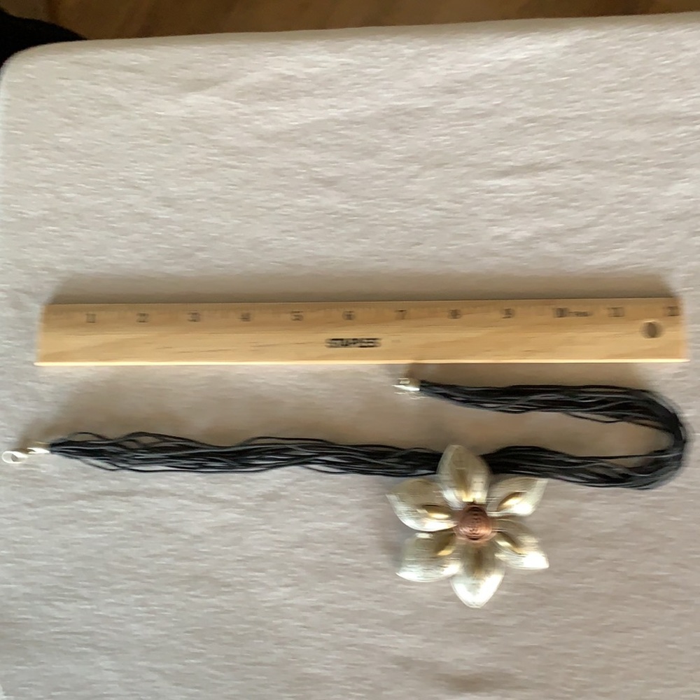 Necklace - Picture 2 of 2
